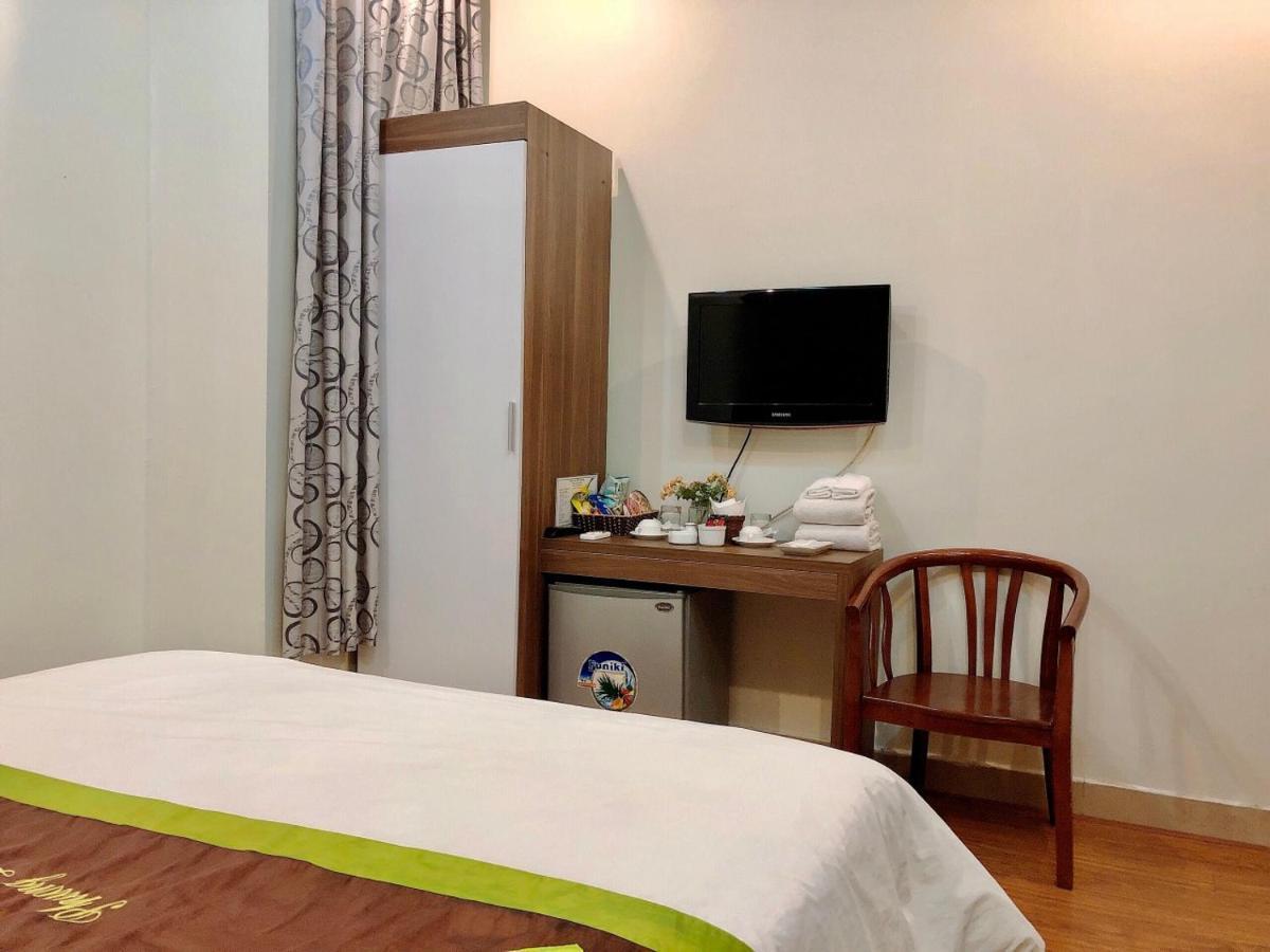 Phuong Dong Hotel Hanoi Buitenkant foto