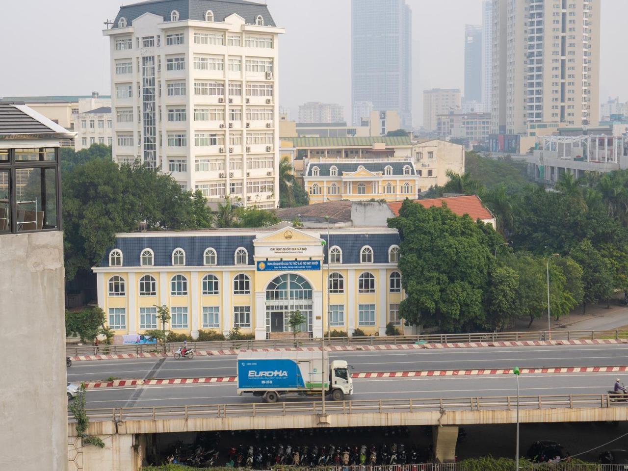 Phuong Dong Hotel Hanoi Buitenkant foto